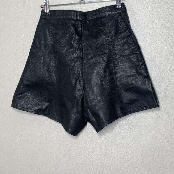 Stolen Girlfriends Club Black Leather Shorts 8 US XS Lace Up Pockets High Waist - Picture 6 of 8